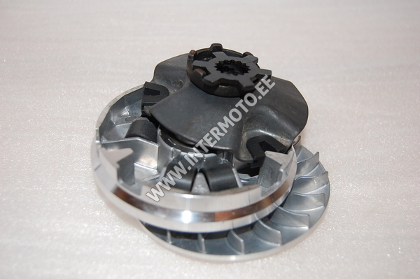 DRIVE PULLY AND CLUTCH ASSY