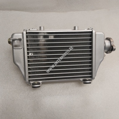 RADIAATOR PAREM