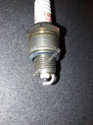 SPRAK PLUG 2-Taktilised vanemad nõuk.aegsed mootorrattad võrrid